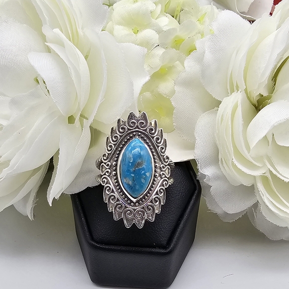 ♥️ MARQUISE SWIRL STERLING SILVER RING - Picture 8 of 8